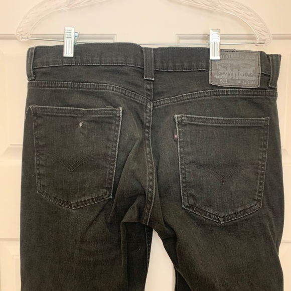 Men’s black Levi 511 jeans - Picture 3 of 4
